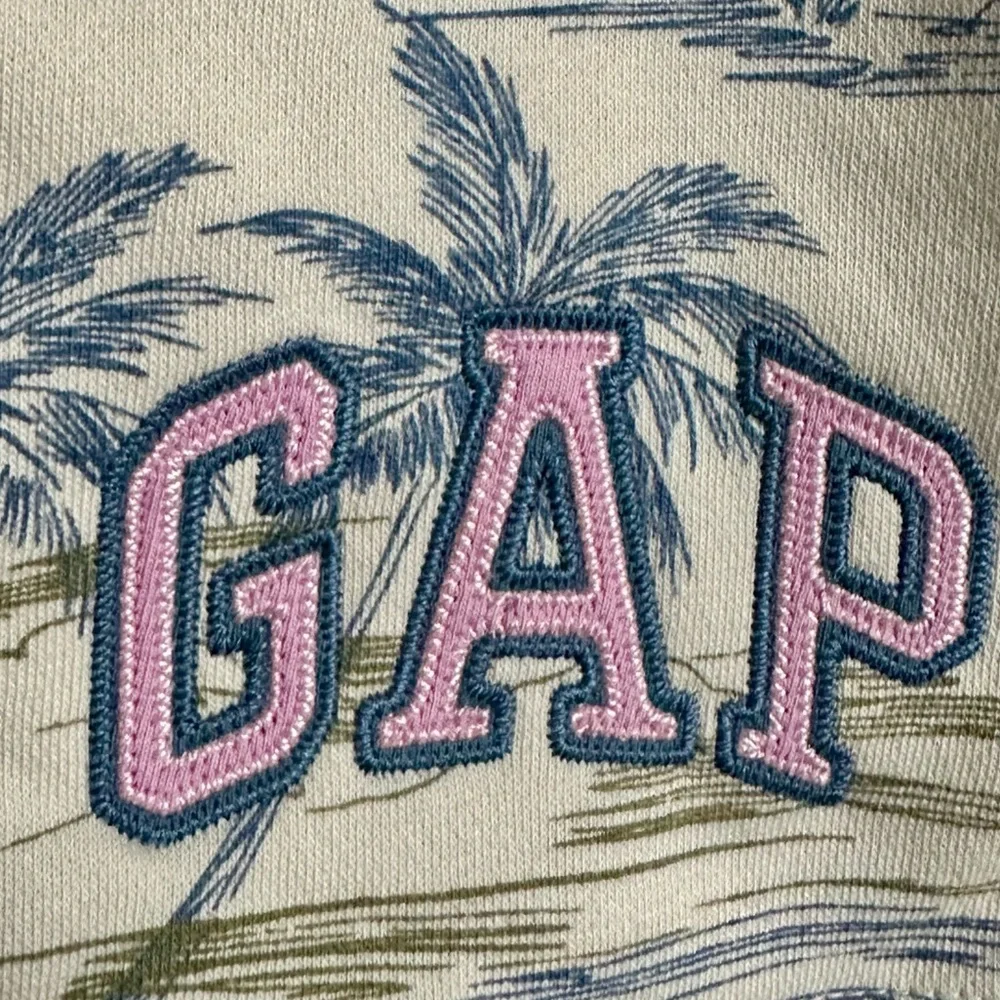 GAP Factory Women’s Tropical Print Shorts - Picture 4 of 6